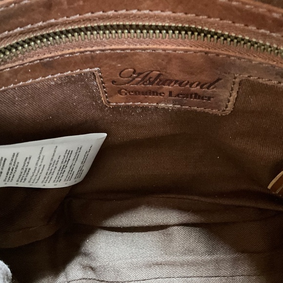 ASHWOOD Genuine Leather Cognac Studded Crossbody Bag Adjustable Strap - Picture 12 of 16